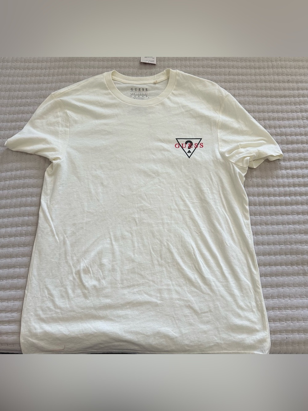 GUESS Men's Cream Short-Sleeve Logo Tee with Red Accents